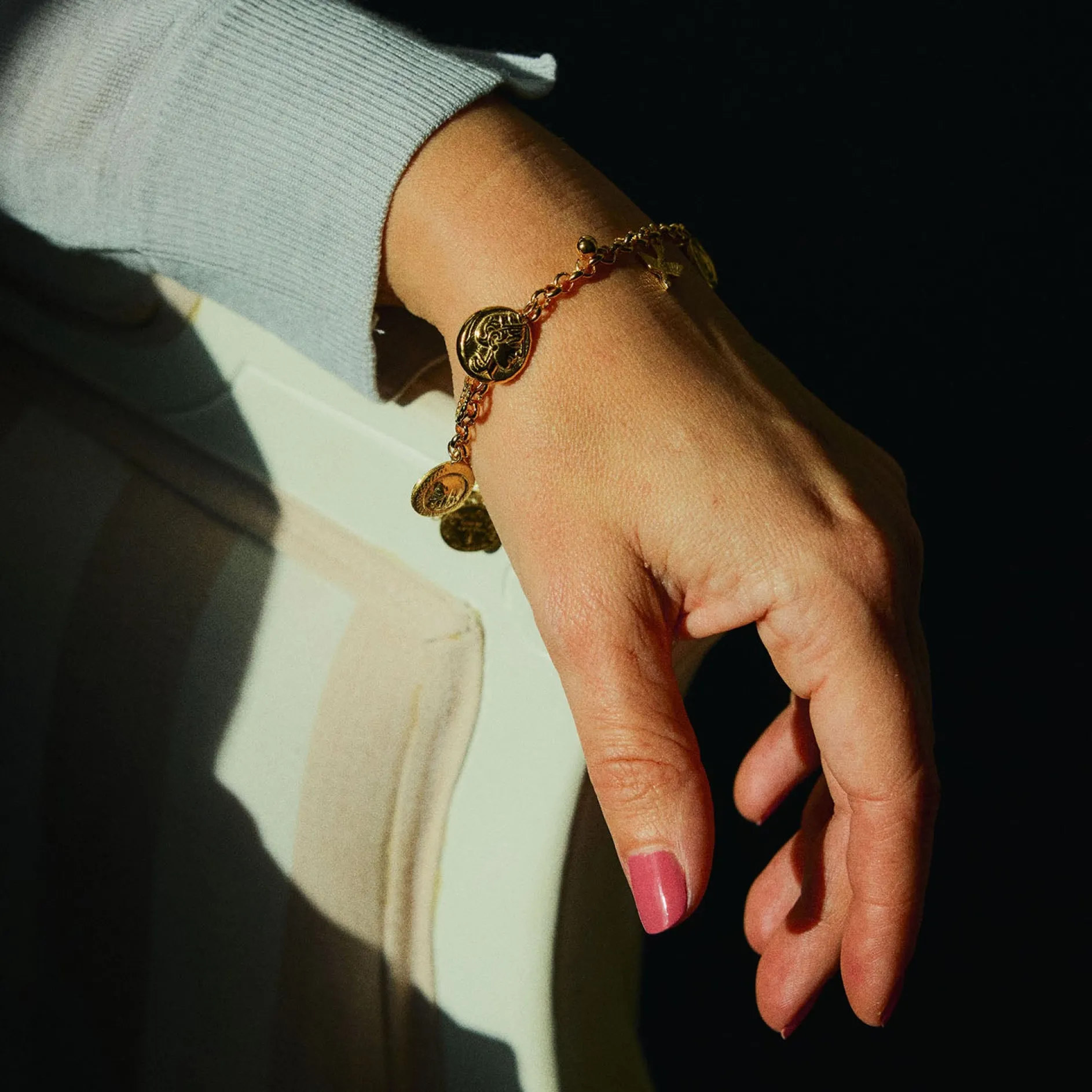 B2B Armband carmen