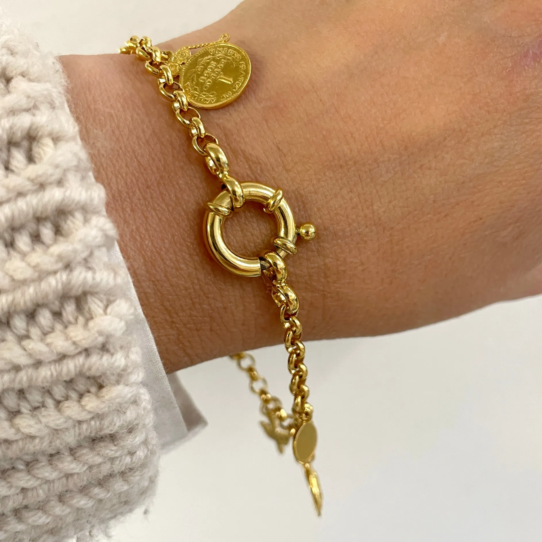 B2B Armband carmen