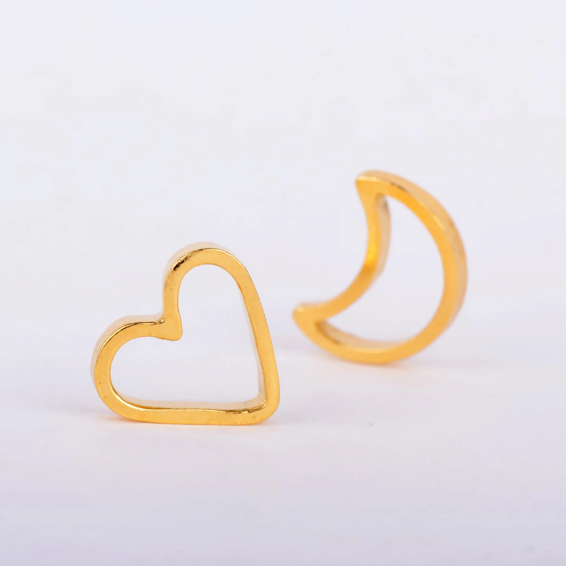 B2B Hanger heart