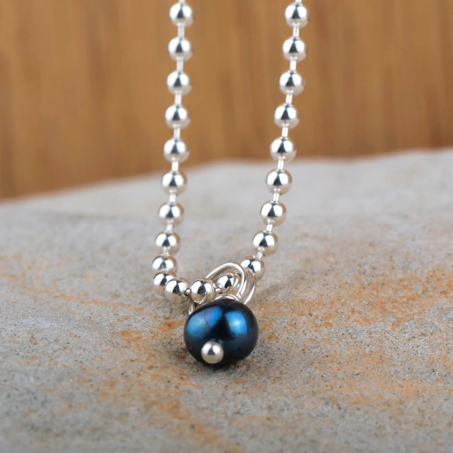 B2B Ketting black pearl