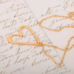 B2B Ketting love story
