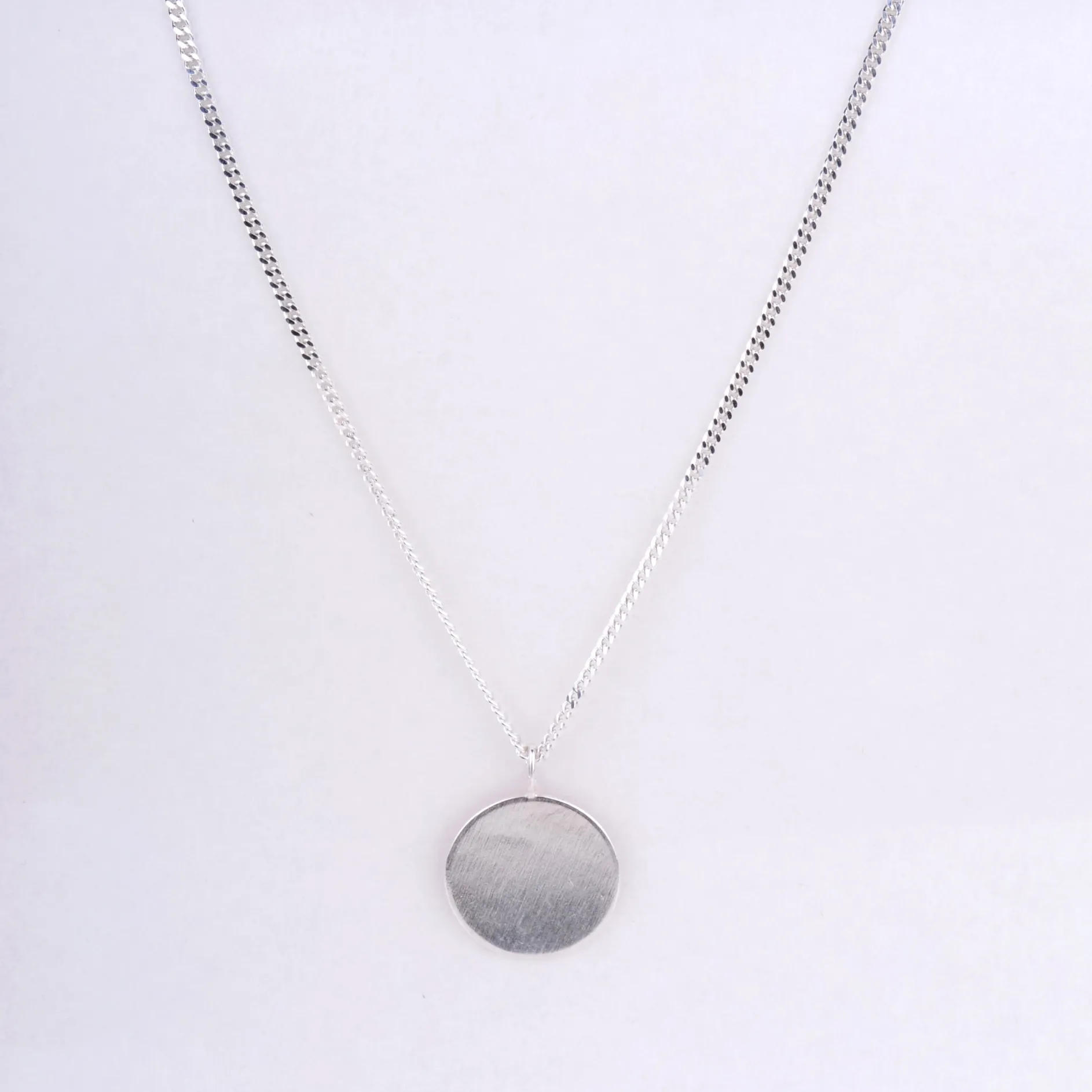 B2B Pendant round big
