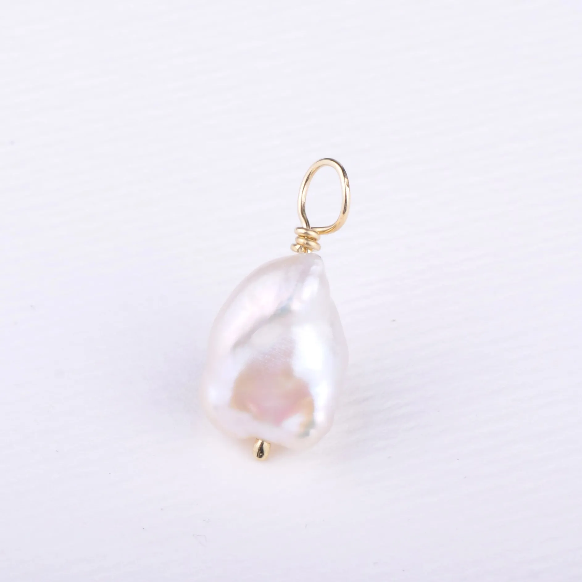 Hanger 14k keshi