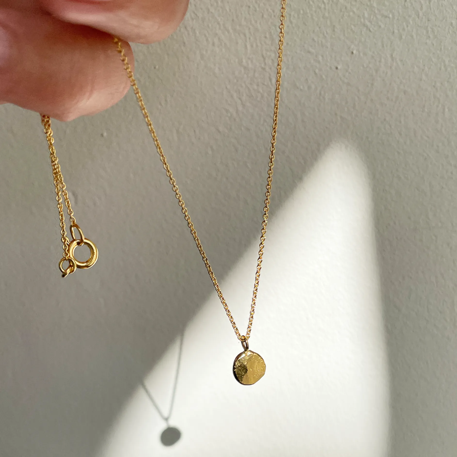 Ketting ancient flat ball
