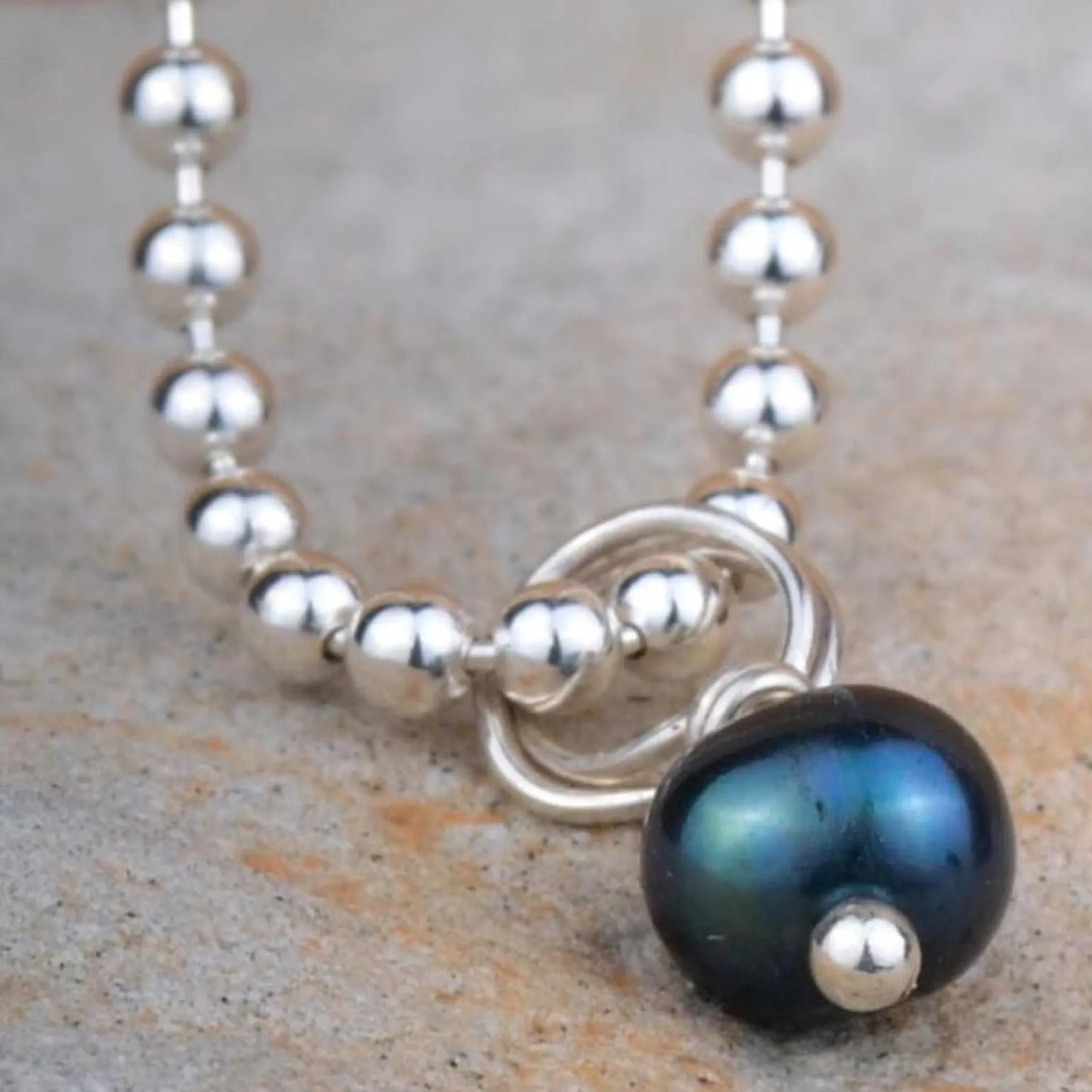 Ketting black pearl