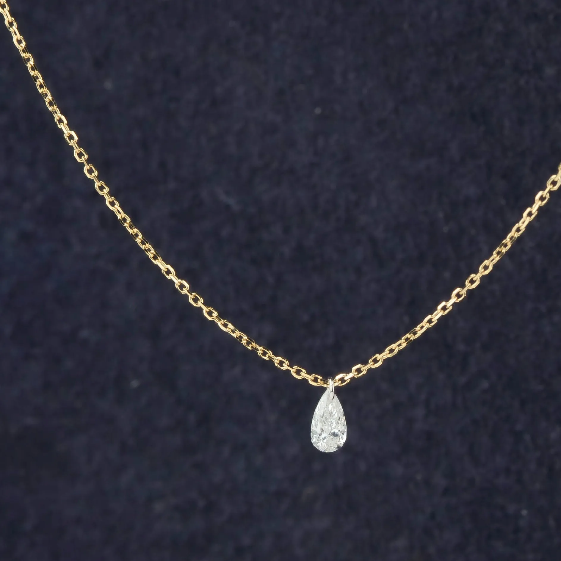Ketting 18k dangling brilliance