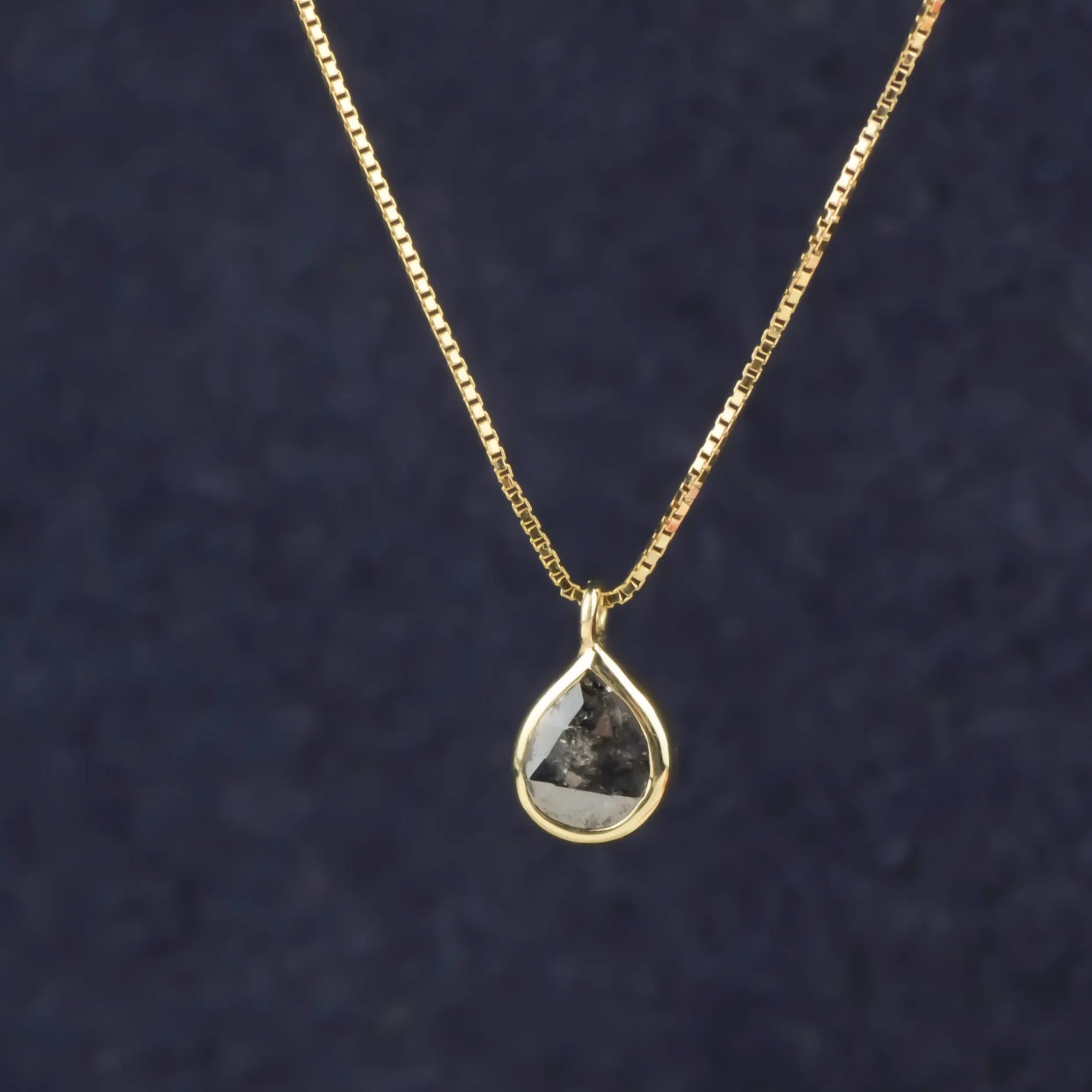 Ketting 14k diamond drop