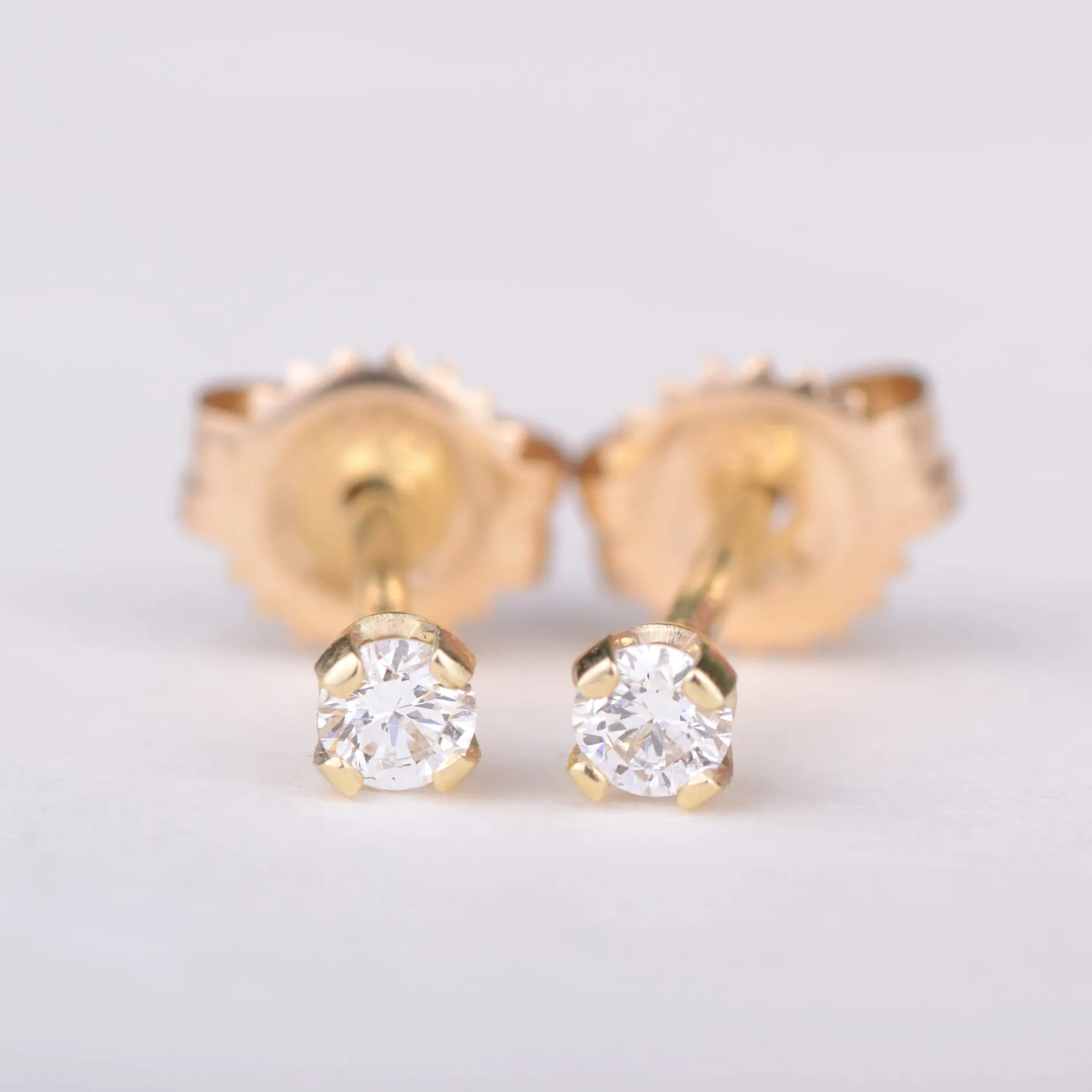 Oorbellen 14k diamond studs