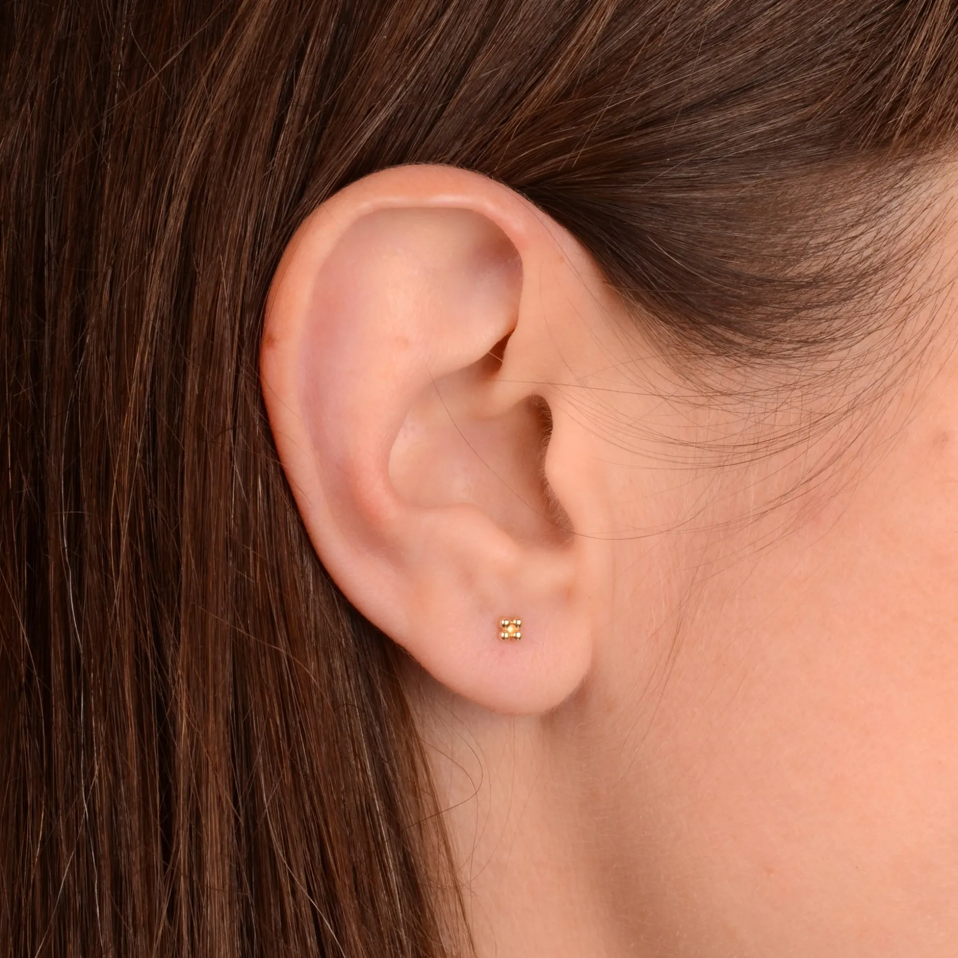 Oorbellen 14k dots
