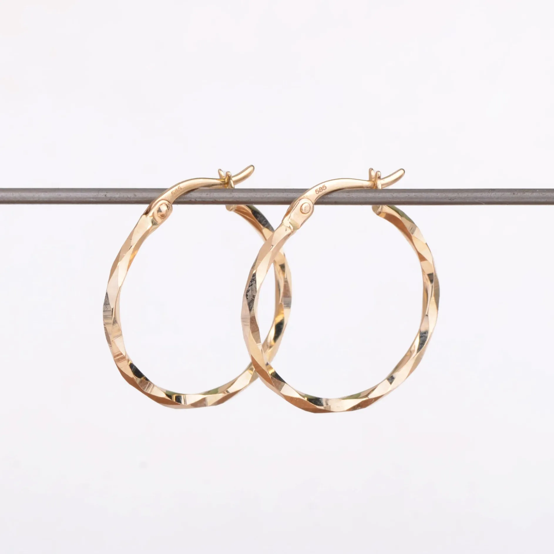 Oorbellen 14k pierrot