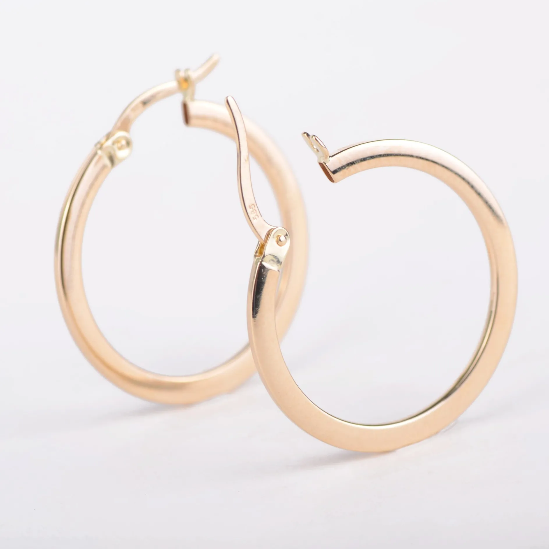 Oorbellen 14k whoopi!