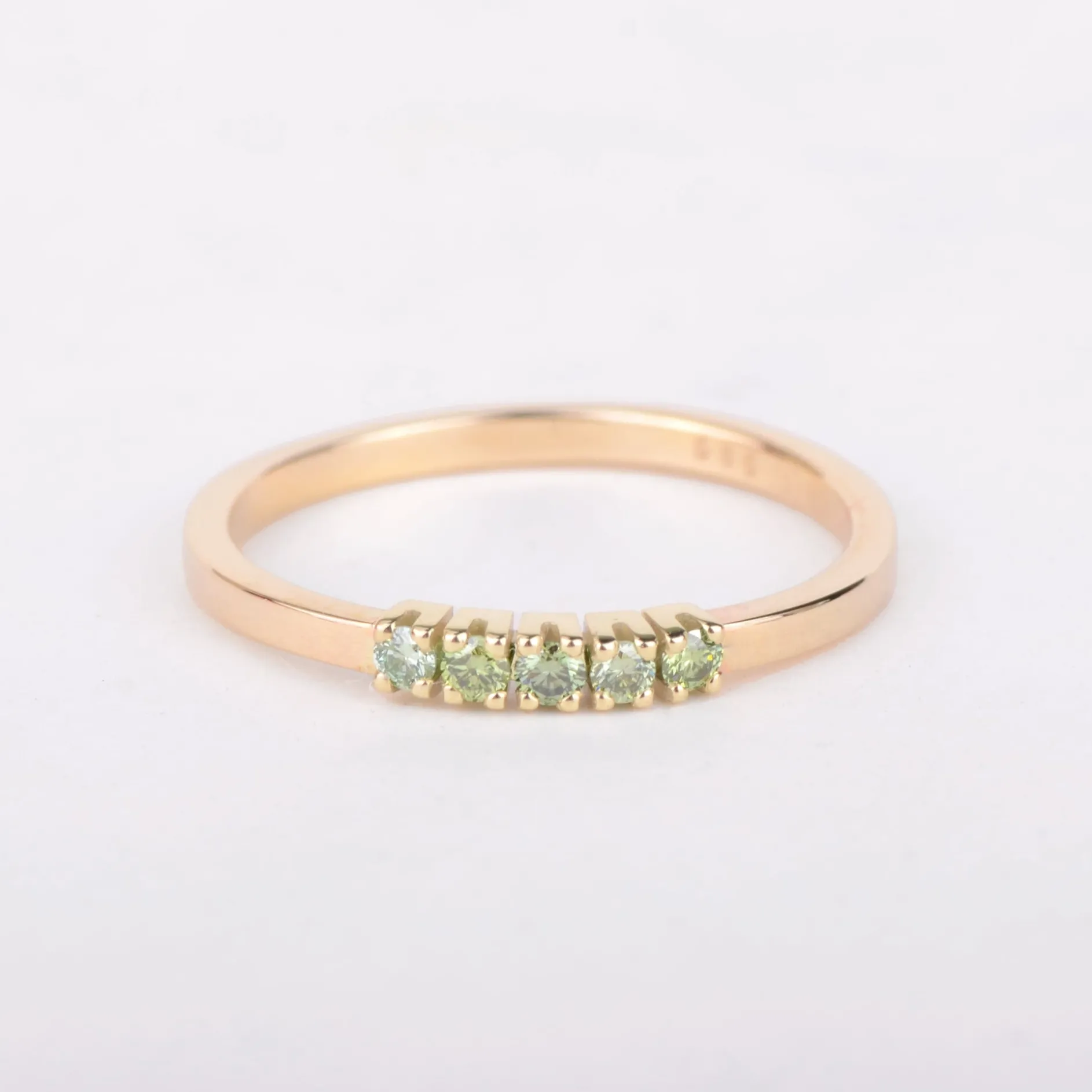 Ring 14k apple green
