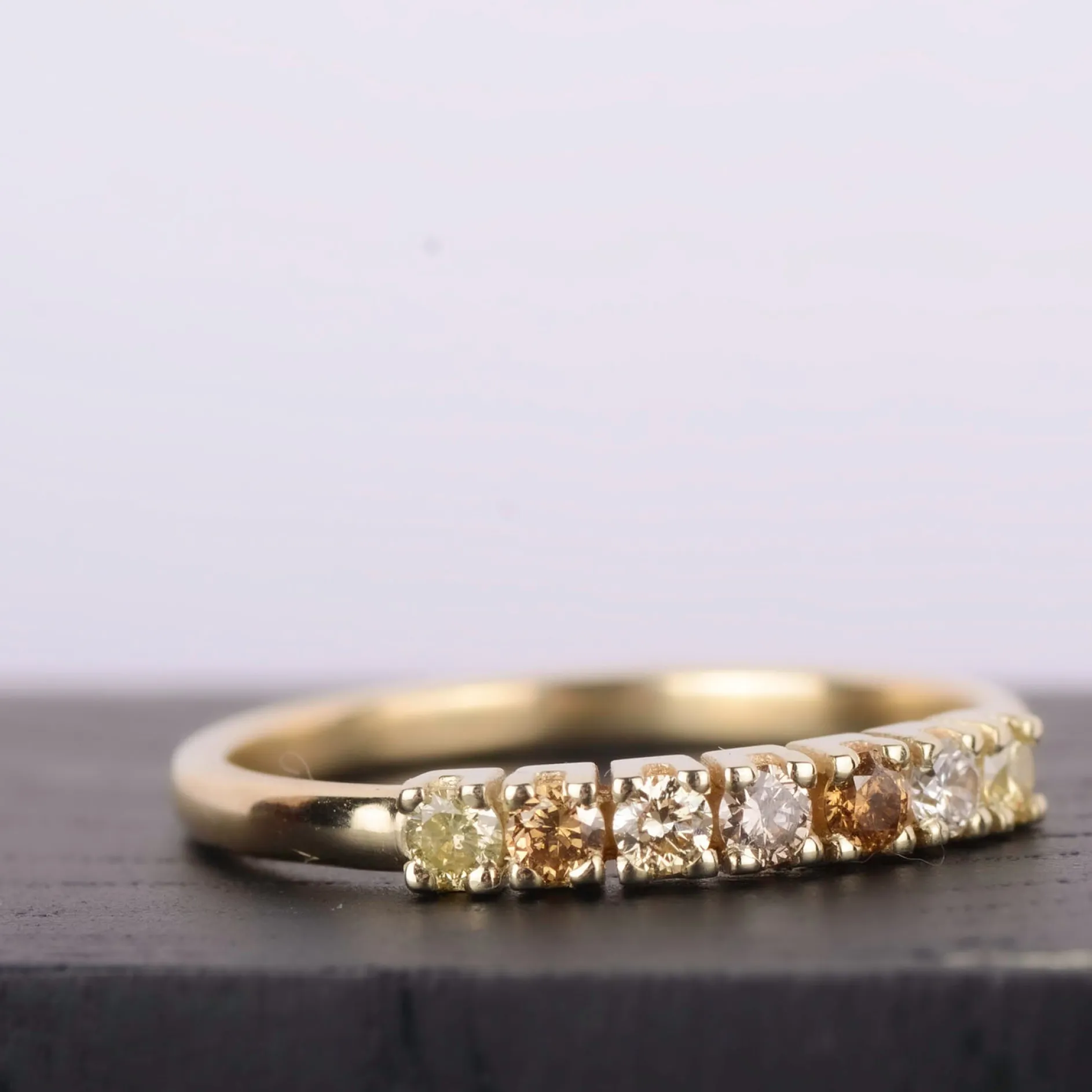 Ring 14k fall diamonds