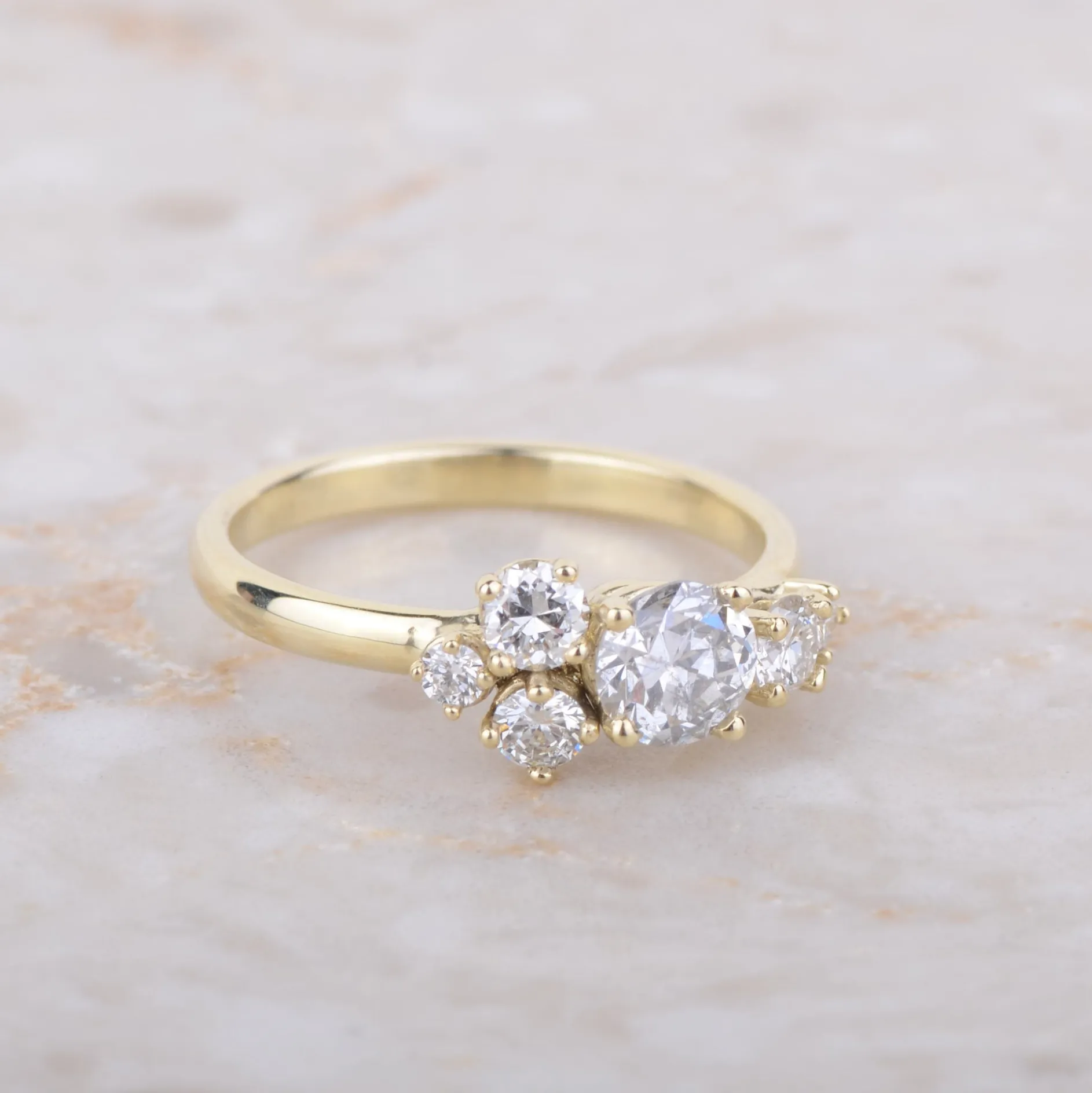 Ring 14k magic number 6