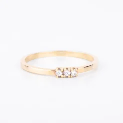 Ring 14k three in a row