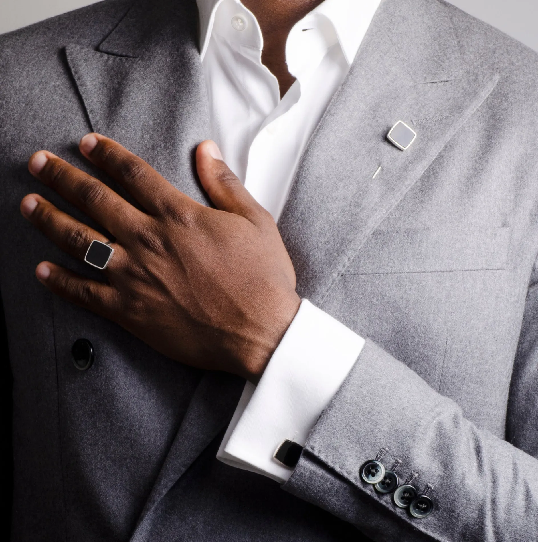 Ring mister onyx