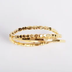 Ring thick three